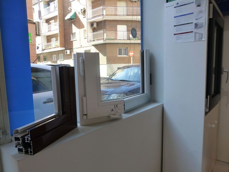 Trabajo de instalación de ventanas de PVC realizado por Ventanas Vaquero en Madrid