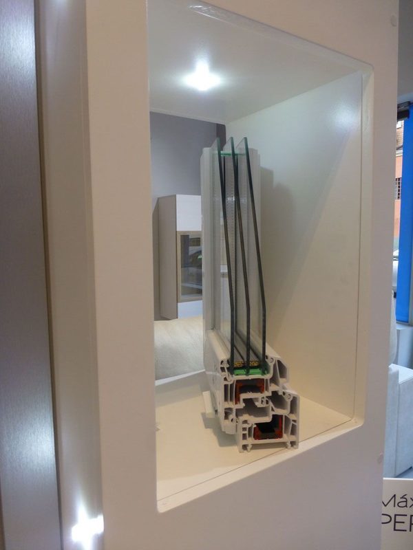 Trabajo de instalación de ventanas de PVC realizado por Ventanas Vaquero en Madrid