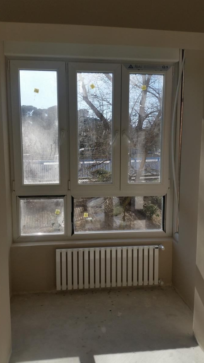 Reforma de ventanas en un piso de Ribera del Manzanares, Madrid