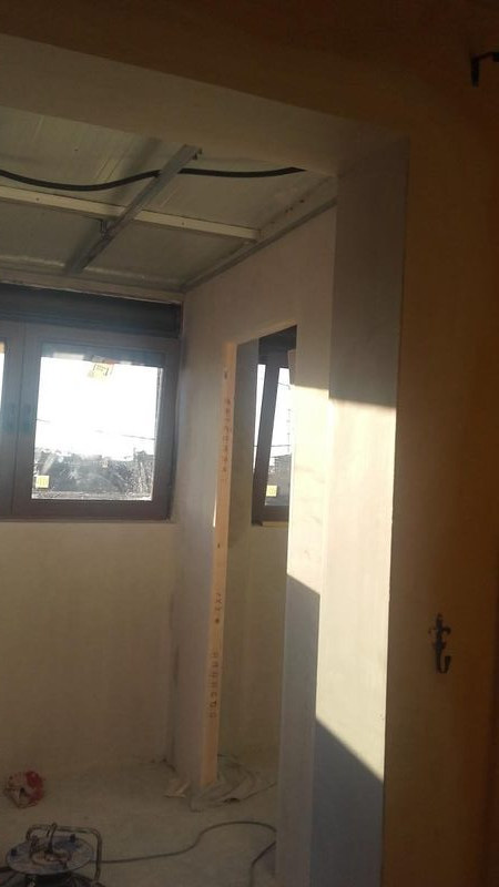 Reforma de ventanas de PVC en la calle Taconera, Madrid (foto 2)